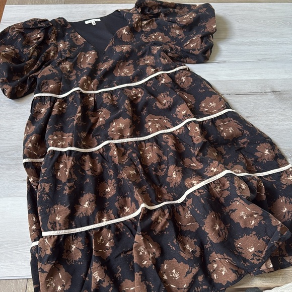 Baevely CARA FLORAL DRESS size Small Black/Brown Nwt - Picture 4 of 6